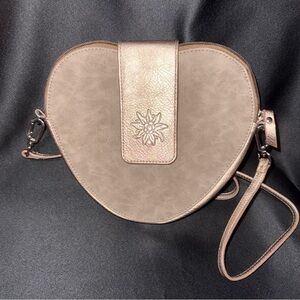 Elegant Beige Heart-Shaped Women's Bag
